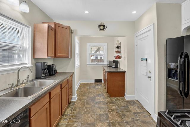 3839 Woodmont Road, Toledo, OH 43613