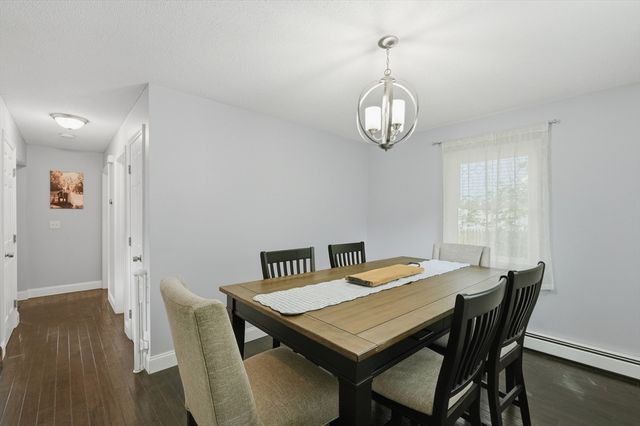 134 Hathaway Commons Rd, Fall River, MA 02720