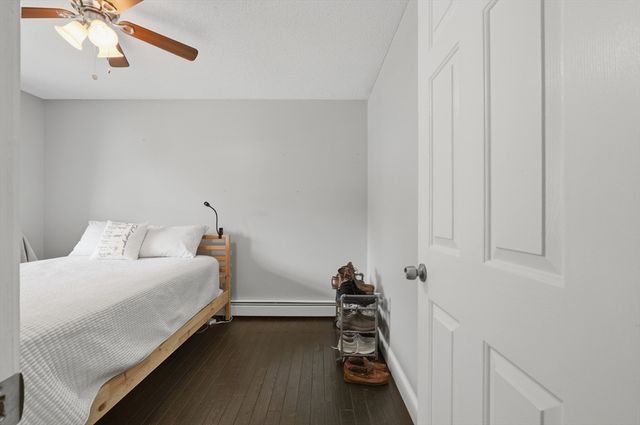 134 Hathaway Commons Rd, Fall River, MA 02720