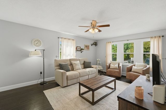 134 Hathaway Commons Rd, Fall River, MA 02720