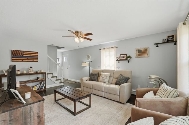 134 Hathaway Commons Rd, Fall River, MA 02720