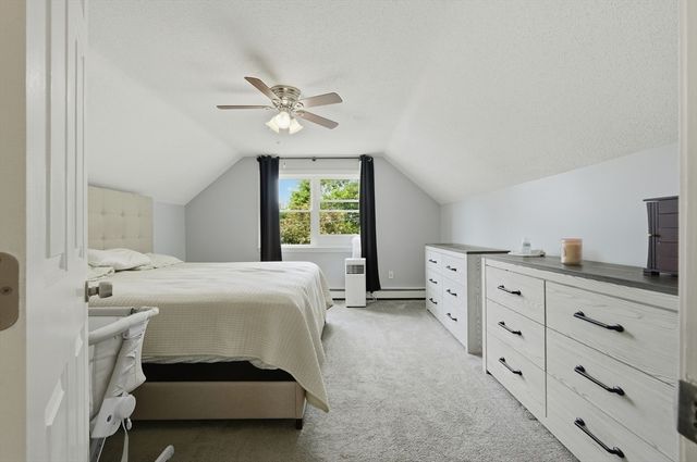 134 Hathaway Commons Rd, Fall River, MA 02720