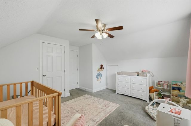 134 Hathaway Commons Rd, Fall River, MA 02720