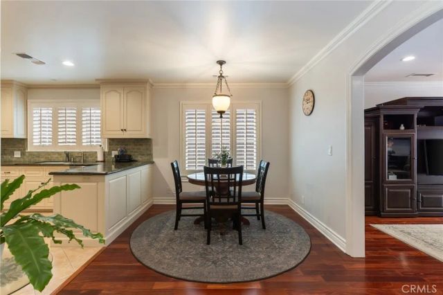 481 Paulette Place, La Canada Flintridge, CA 91011