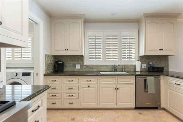 481 Paulette Place, La Canada Flintridge, CA 91011