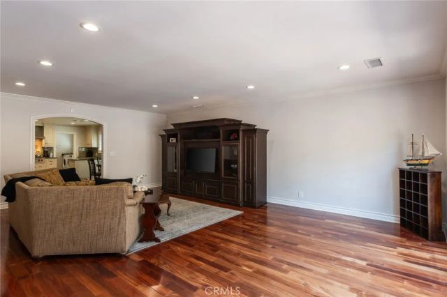 481 Paulette Place, La Canada Flintridge, CA 91011