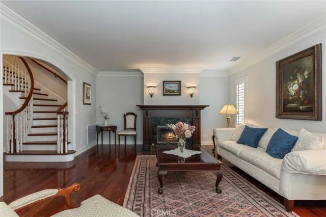 481 Paulette Place, La Canada Flintridge, CA 91011