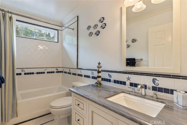 481 Paulette Place, La Canada Flintridge, CA 91011