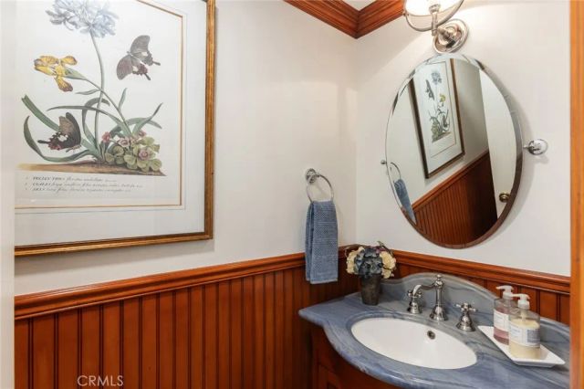 481 Paulette Place, La Canada Flintridge, CA 91011
