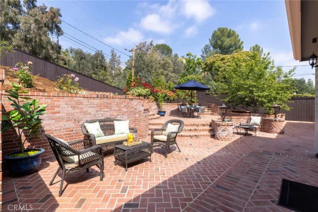 481 Paulette Place, La Canada Flintridge, CA 91011