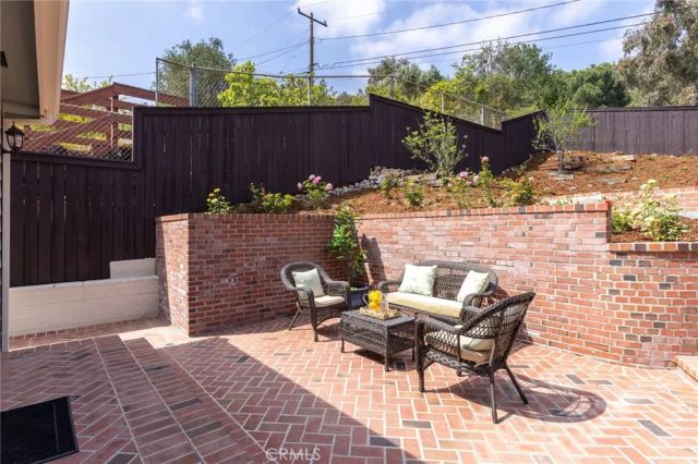 481 Paulette Place, La Canada Flintridge, CA 91011