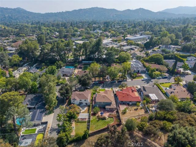 481 Paulette Place, La Canada Flintridge, CA 91011
