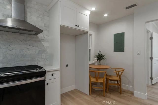 1636 N Sierra Bonita Avenue, Los Angeles, CA 90046