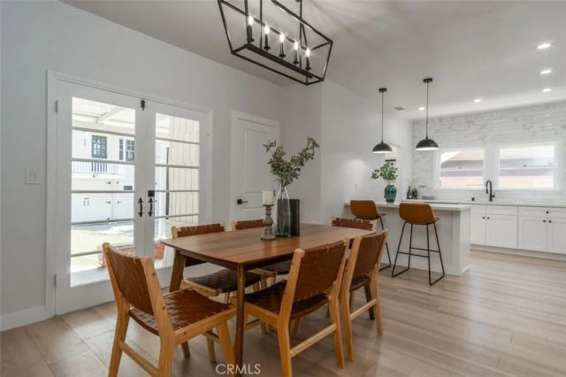 1636 N Sierra Bonita Avenue, Los Angeles, CA 90046