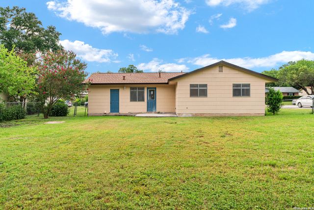 212 Avenue F, Converse, TX 78109
