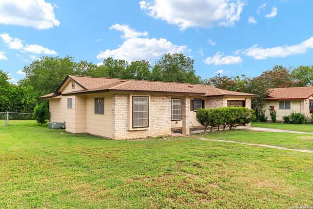 212 Avenue F, Converse, TX 78109