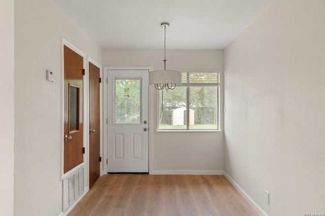212 Avenue F, Converse, TX 78109