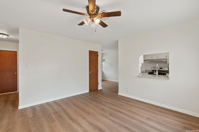 212 Avenue F, Converse, TX 78109