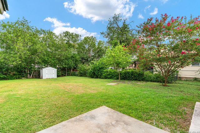 212 Avenue F, Converse, TX 78109