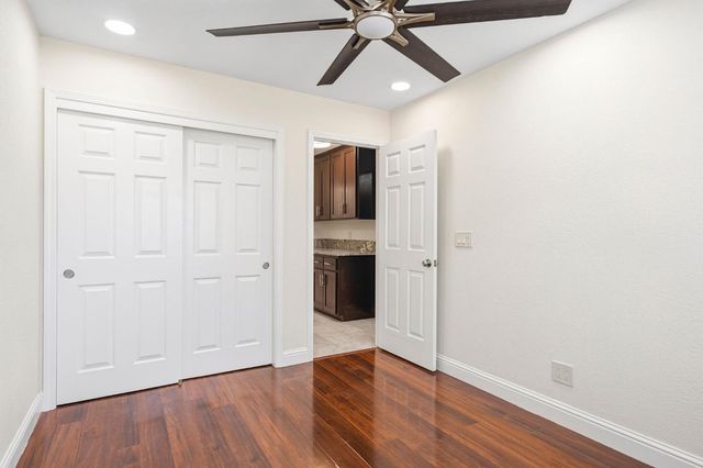 1331 Manzano Way, Sacramento, CA 95831