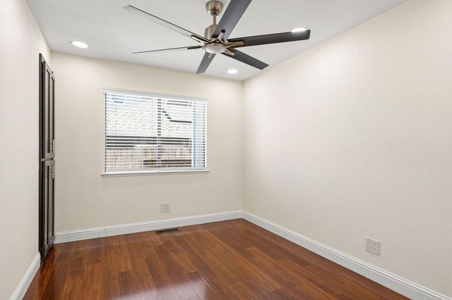 1331 Manzano Way, Sacramento, CA 95831