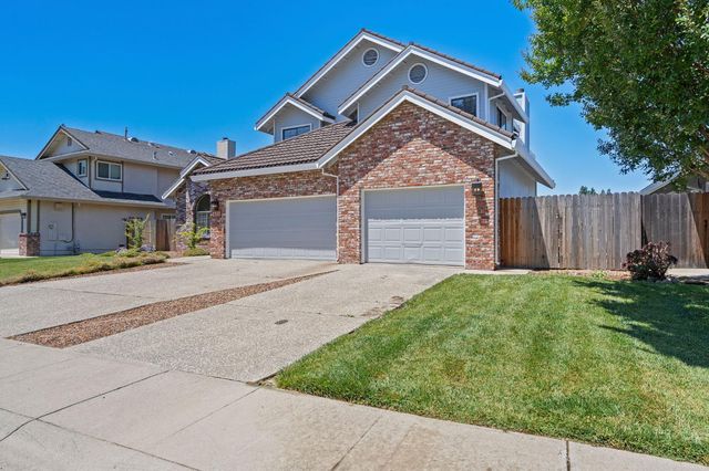 1331 Manzano Way, Sacramento, CA 95831