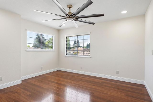 1331 Manzano Way, Sacramento, CA 95831