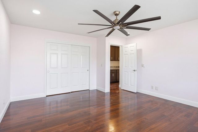 1331 Manzano Way, Sacramento, CA 95831
