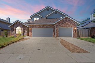 1331 Manzano Way, Sacramento, CA 95831