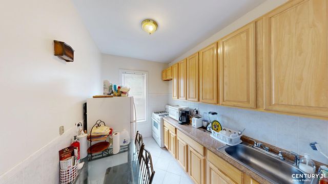900 Brooklyn Avenue, New York City, NY 11203