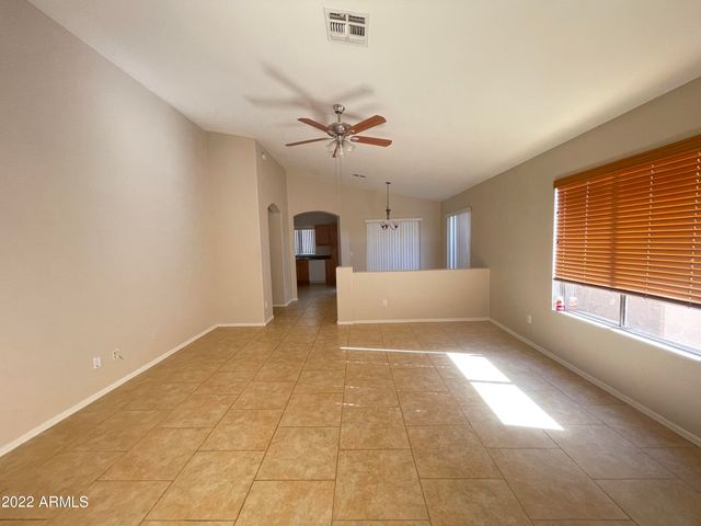 4004 S Summer Court, Gilbert, AZ 85297