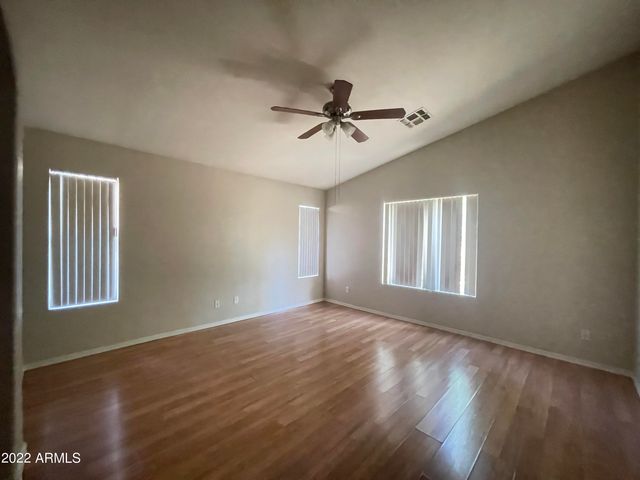 4004 S Summer Court, Gilbert, AZ 85297