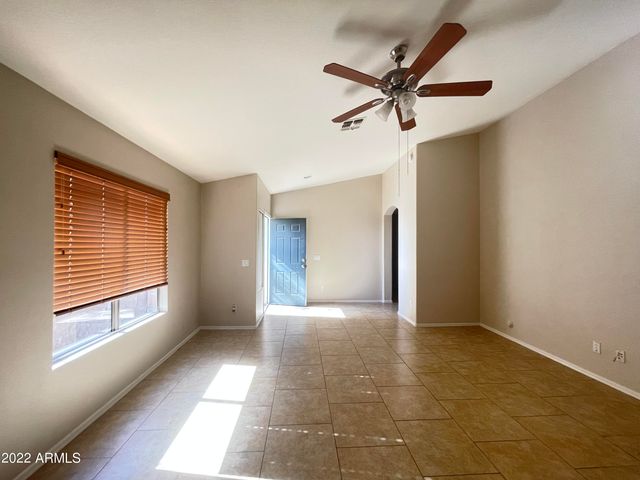 4004 S Summer Court, Gilbert, AZ 85297