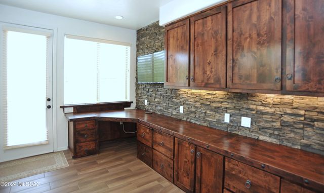 12111 N Golden Mirror Drive, Marana, AZ 85658