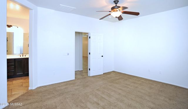 12111 N Golden Mirror Drive, Marana, AZ 85658