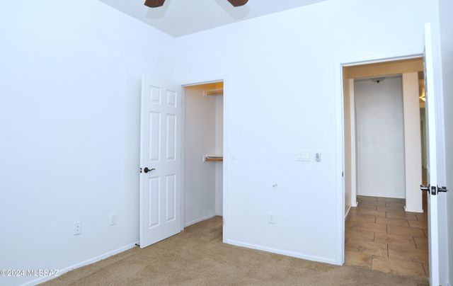 12111 N Golden Mirror Drive, Marana, AZ 85658