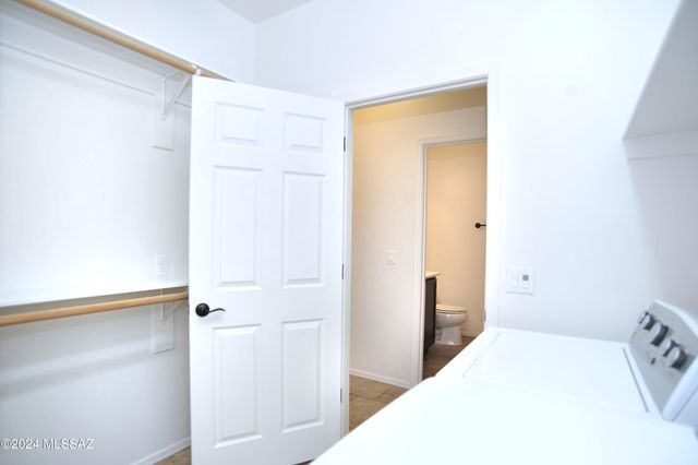 12111 N Golden Mirror Drive, Marana, AZ 85658