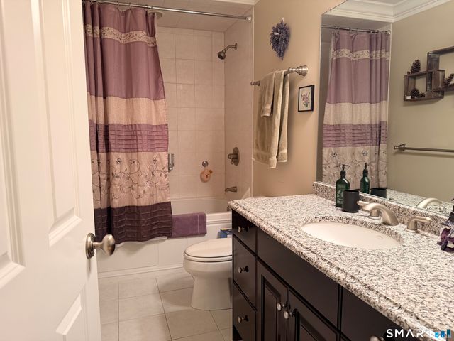 43 Applewood Lane 43, Avon, CT 06001