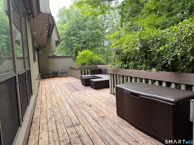 43 Applewood Lane 43, Avon, CT 06001