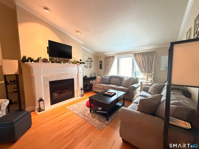 43 Applewood Lane 43, Avon, CT 06001