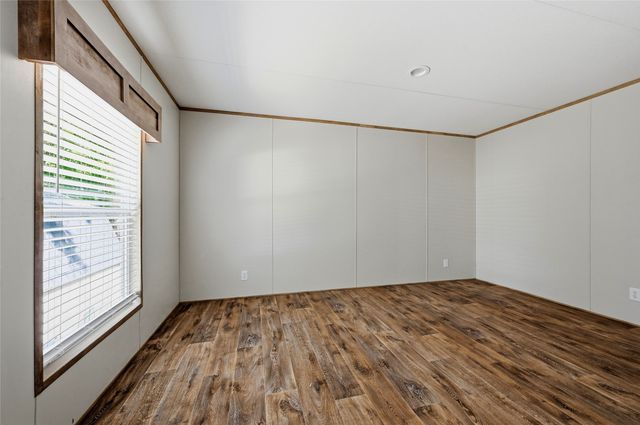 22 1601 E FM 1417, Sherman, TX 75090