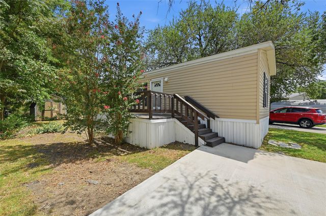 22 1601 E FM 1417, Sherman, TX 75090