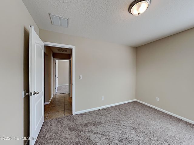 1865 WOODLAND GLEN Road, Middleburg, FL 32068