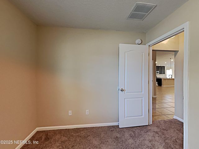 1865 WOODLAND GLEN Road, Middleburg, FL 32068