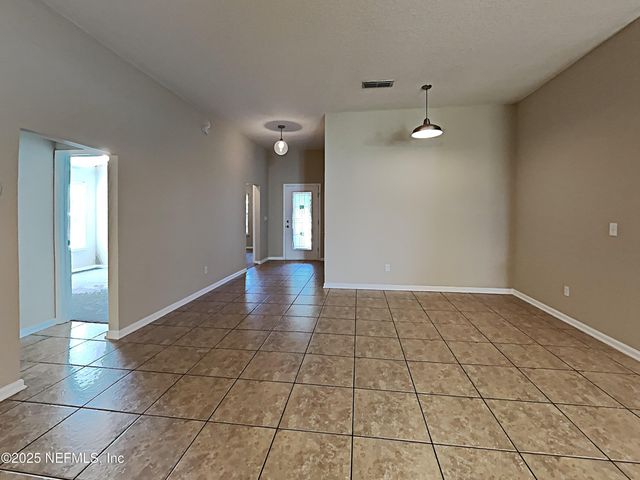 1865 WOODLAND GLEN Road, Middleburg, FL 32068