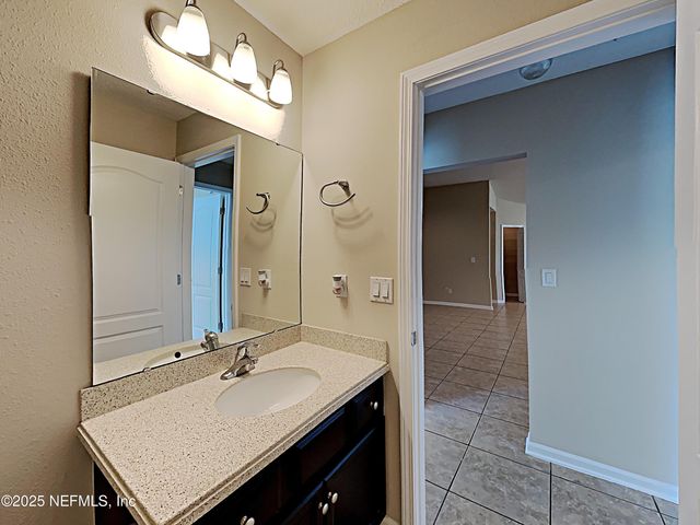 1865 WOODLAND GLEN Road, Middleburg, FL 32068