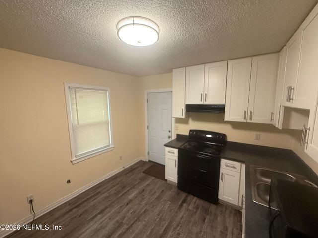 5332 COMMONWEALTH Avenue, Jacksonville, FL 32254