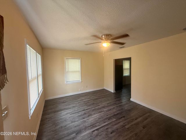 5332 COMMONWEALTH Avenue, Jacksonville, FL 32254