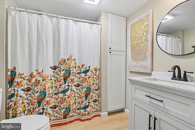 329 CHESTNUT ST, Mount Holly Springs, PA 17065