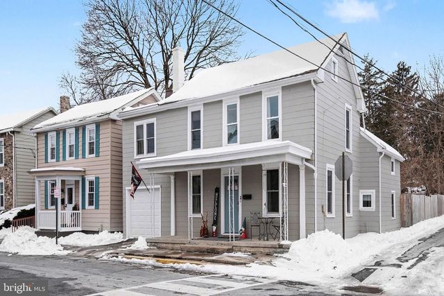 329 CHESTNUT ST, Mount Holly Springs, PA 17065